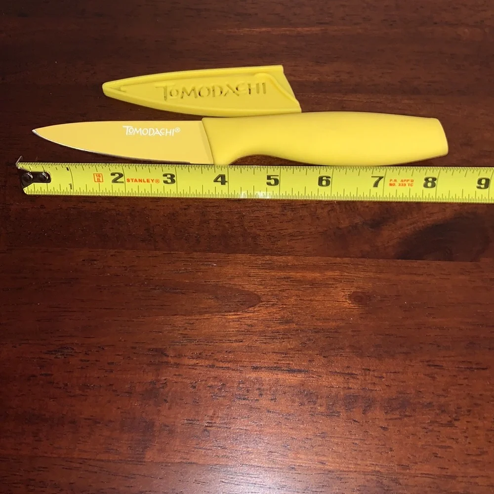 TOMODACHI BRAND NEW SET OF 4 AMAZING KNIVES